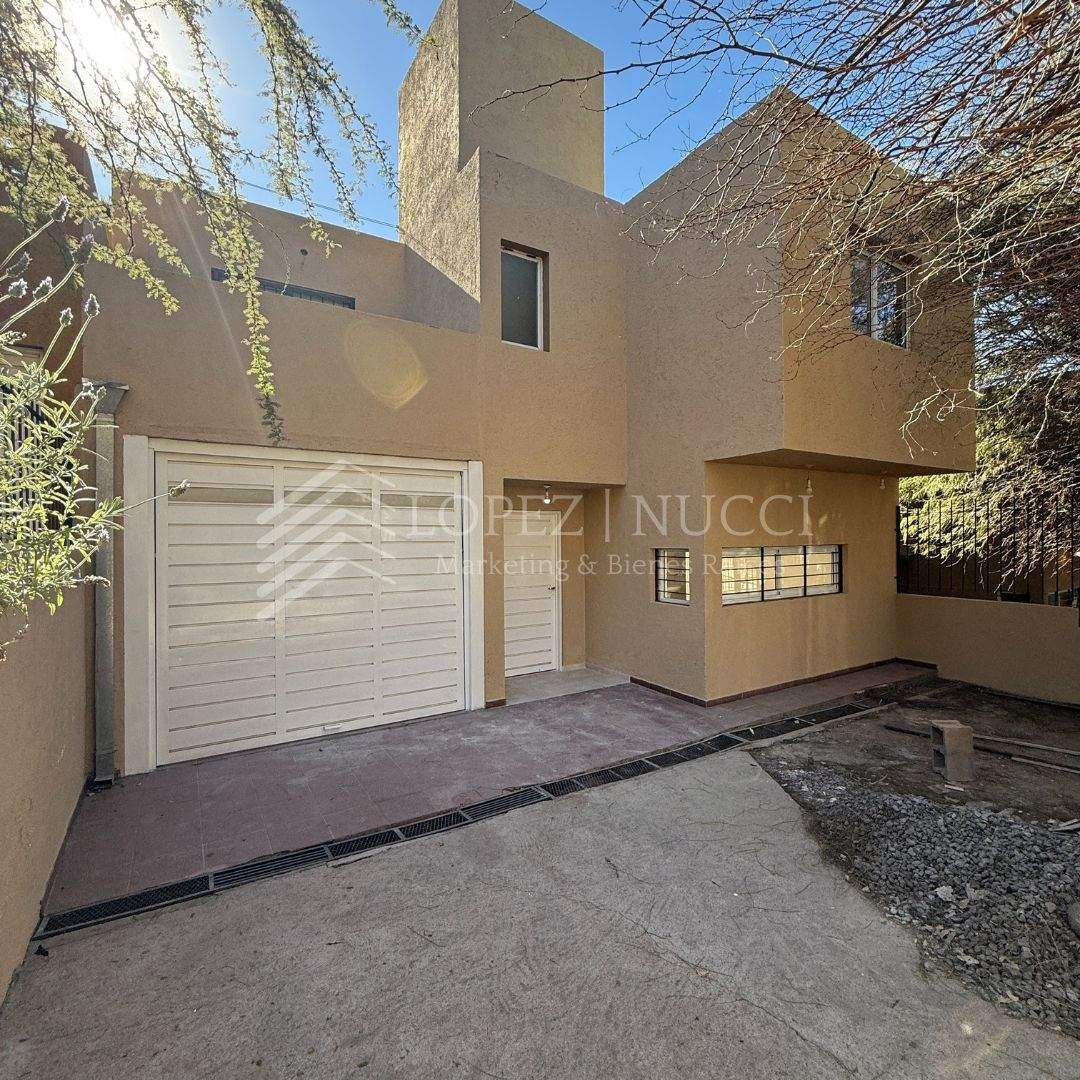 Alquiler Duplex Villa Allende 3 Dormitorios