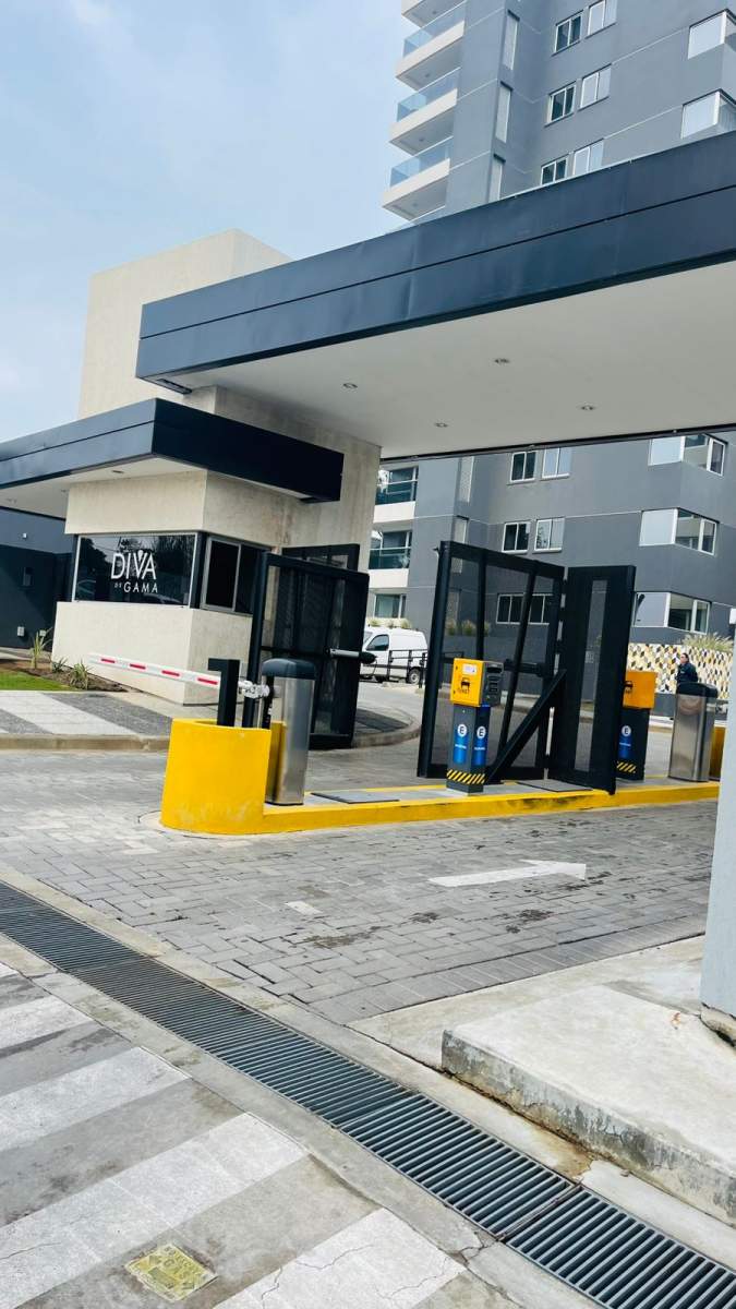 Departamento de 2 dormitorios en Alquiler amoblado en Diva Gama