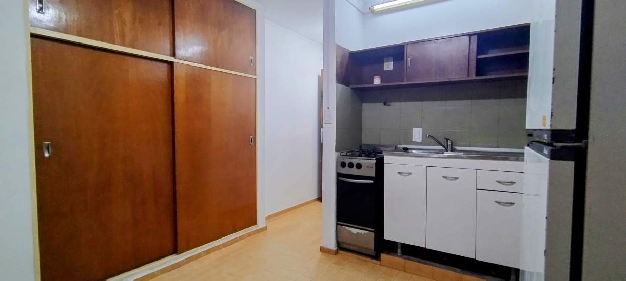 Alquiler Monoambiente  Frente, Piso 1  Buenos Aires 576, Nueva Córdoba