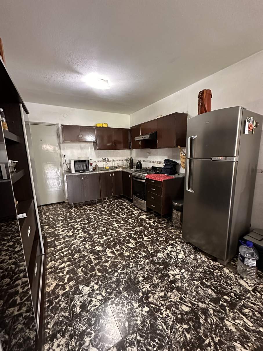 SE VENDE VENDE CASA 3 DORMITORIOS Zona Sur