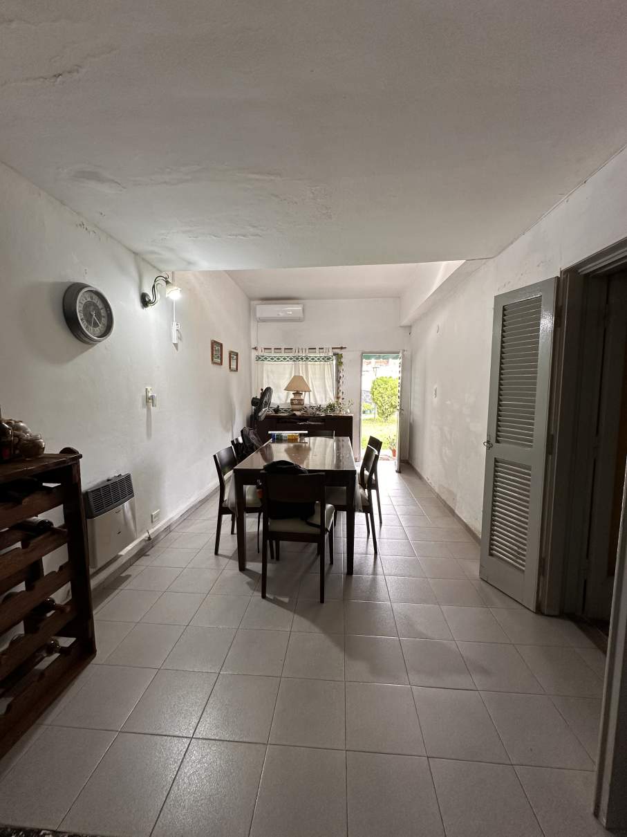 SE VENDE VENDE CASA 3 DORMITORIOS Zona Sur