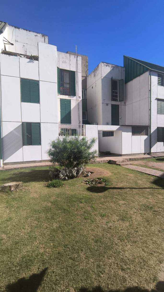 KENNEDY: RIMINI 833: DEPTO DE 2 DORMITORIOS A METROS DE AV. VALPARAISO