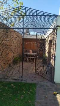 Casa 3 dorm ccochera, B Jardín. Venta.