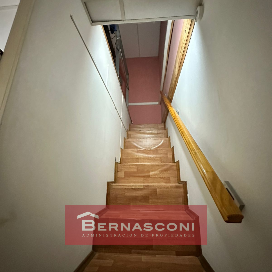Propiedad Comercial en Esquina  Av. Alem al 700