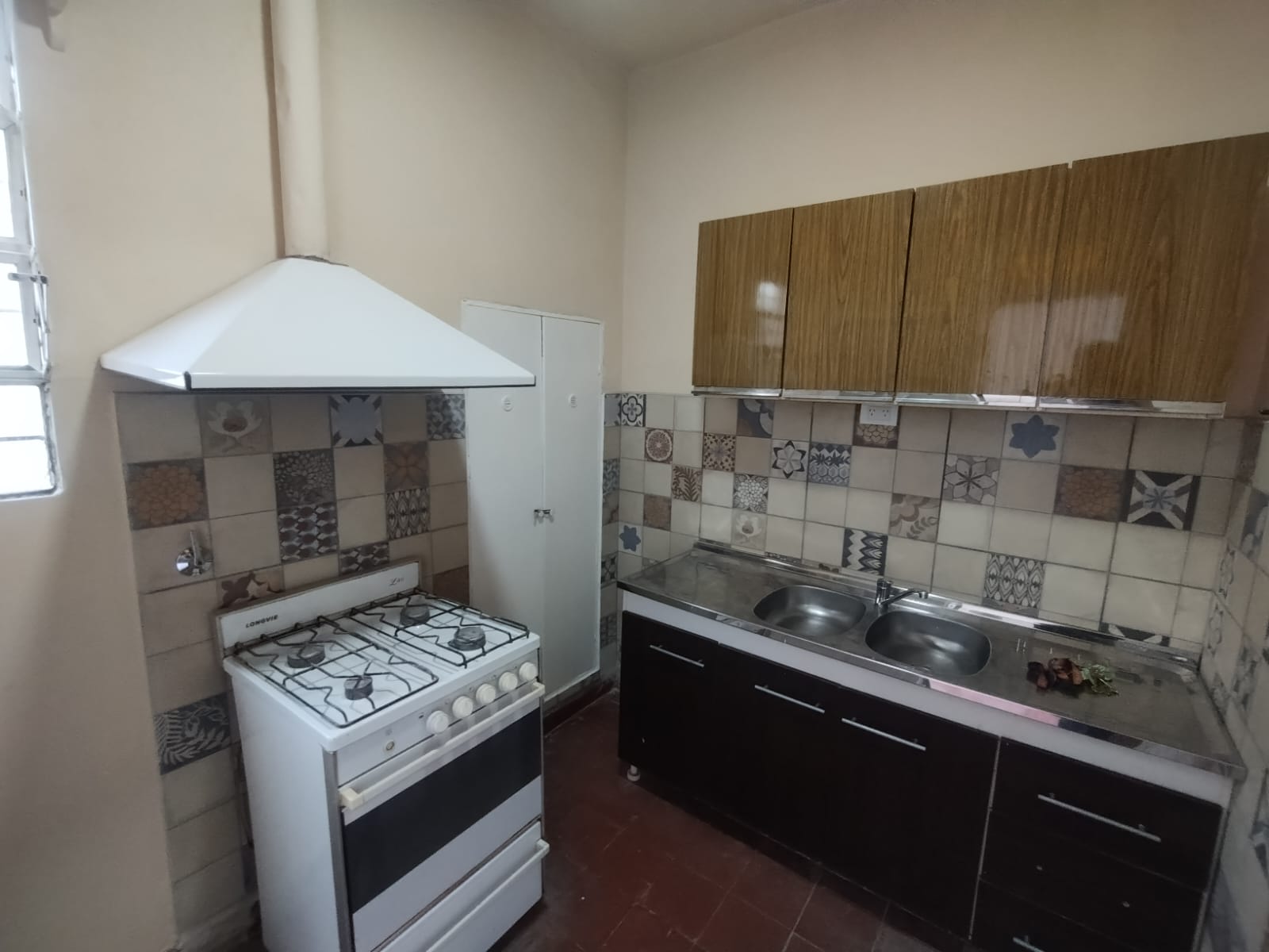 CASA EN ALQUILER EN B° SAN VICENTE