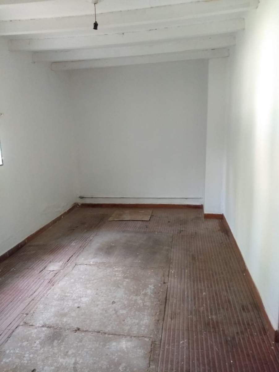 CASA EN ALQUILER DE DOS DORMITORIOS EN CALLE AVILA Y ZARATE 2222