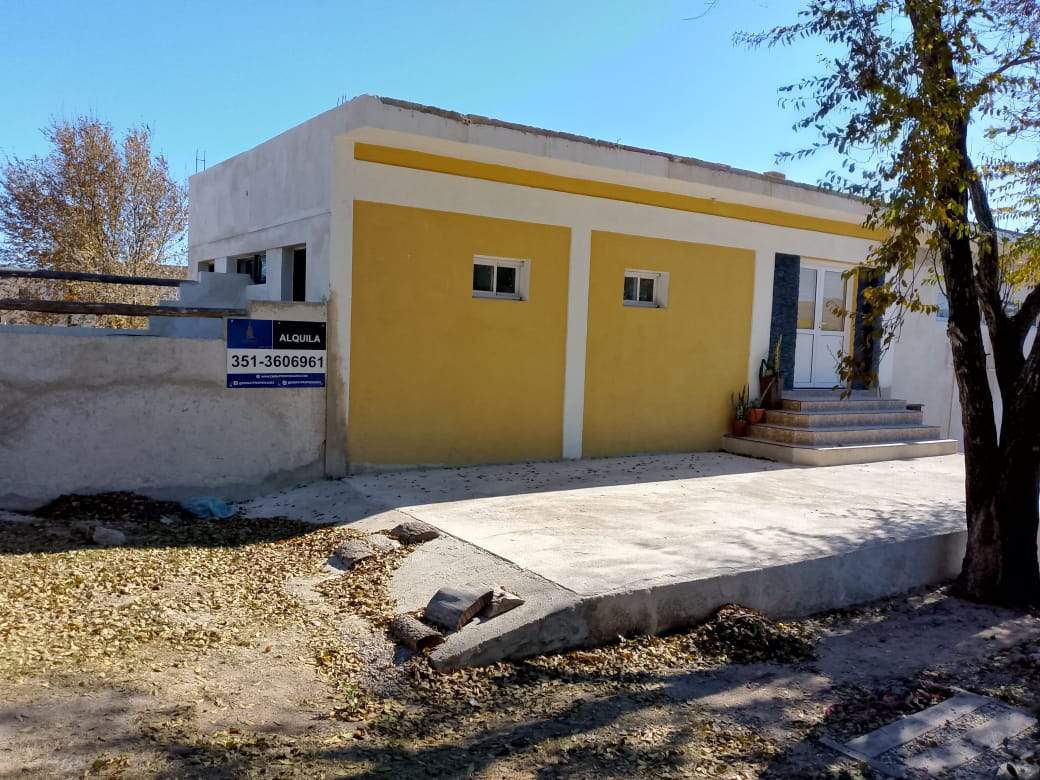 Alquilo Dpto de 2 Dorm. en Villa Parque Siquiman (Sierras de Cordoba)