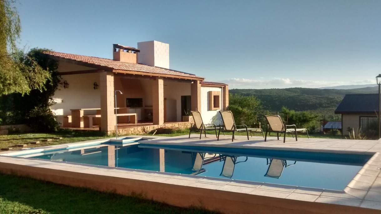 VENTA CASA CABALNAGO 3 DORMITORIOS GRAN PARQUE