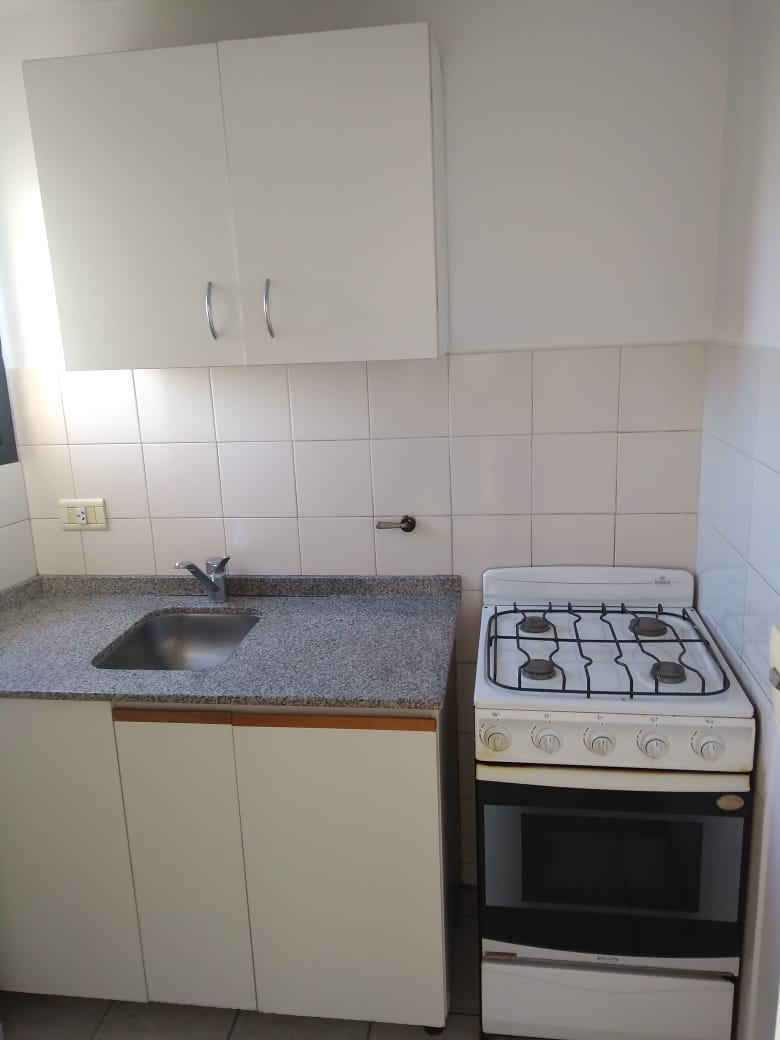 Nueva Cba - Av Pueyrredon 290 - Depto en alquiler amoblado - 1d1b Amplio Balcón terraza!!