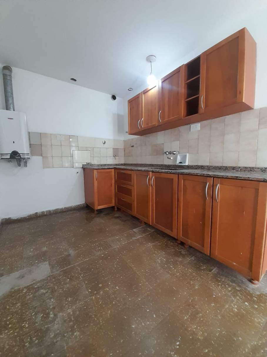 ALQUILER 3 DORM ESCRITORIO, PATIO, ALTA CORDOBA ANACREONTE 1159