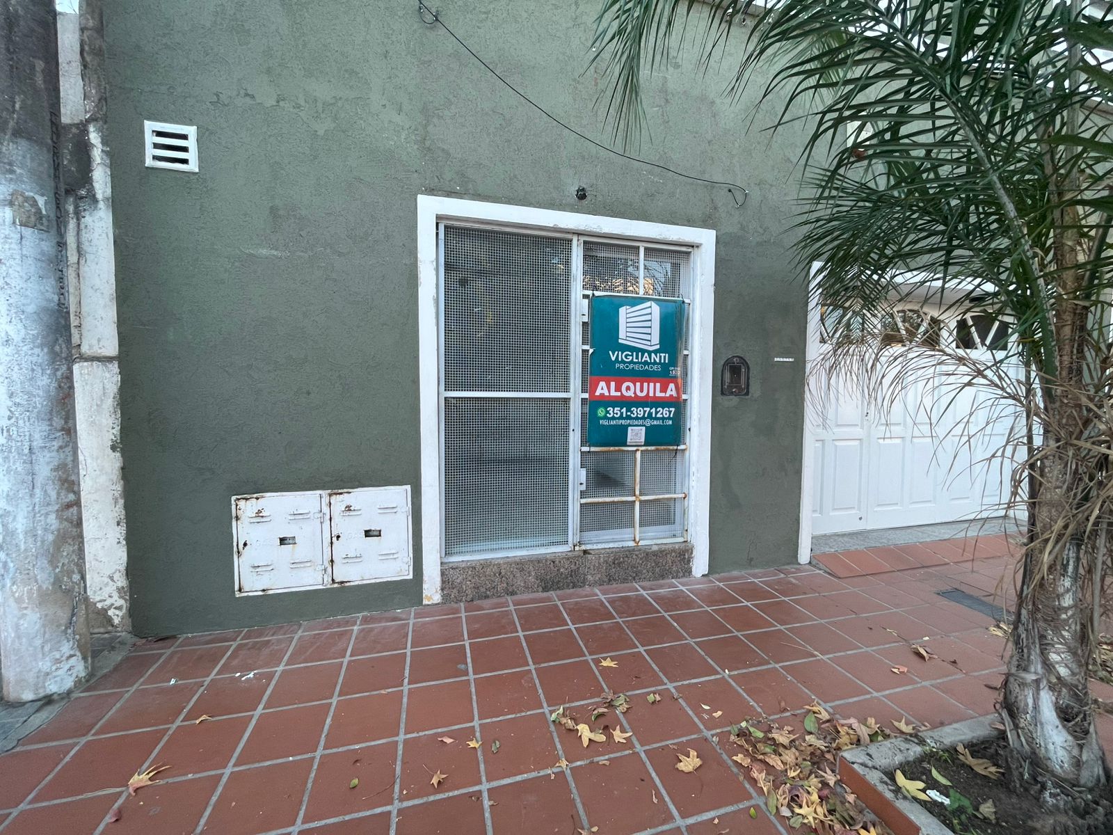 ALQUILER LOCAL COMERCIAL - B Gral. Bustos prox a Av. Juan B. Justo