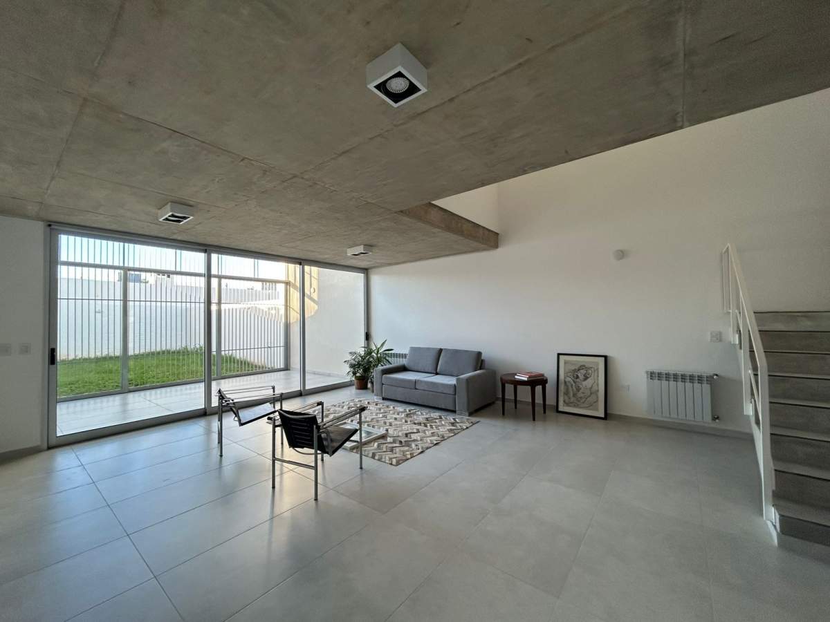 DUPLEX A ESTRENAR EN URCA 3 DORMITORIOS