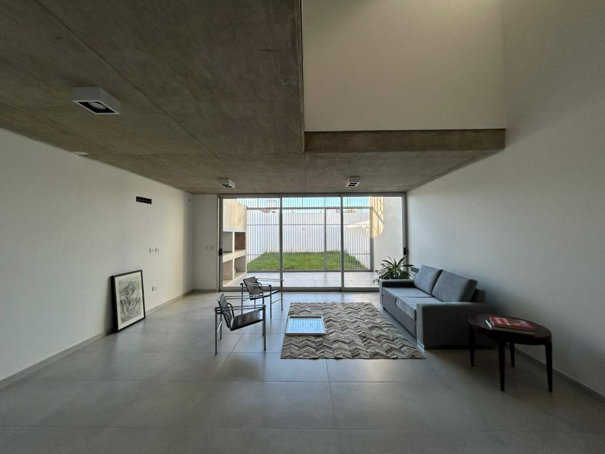 DUPLEX A ESTRENAR EN URCA 3 DORMITORIOS