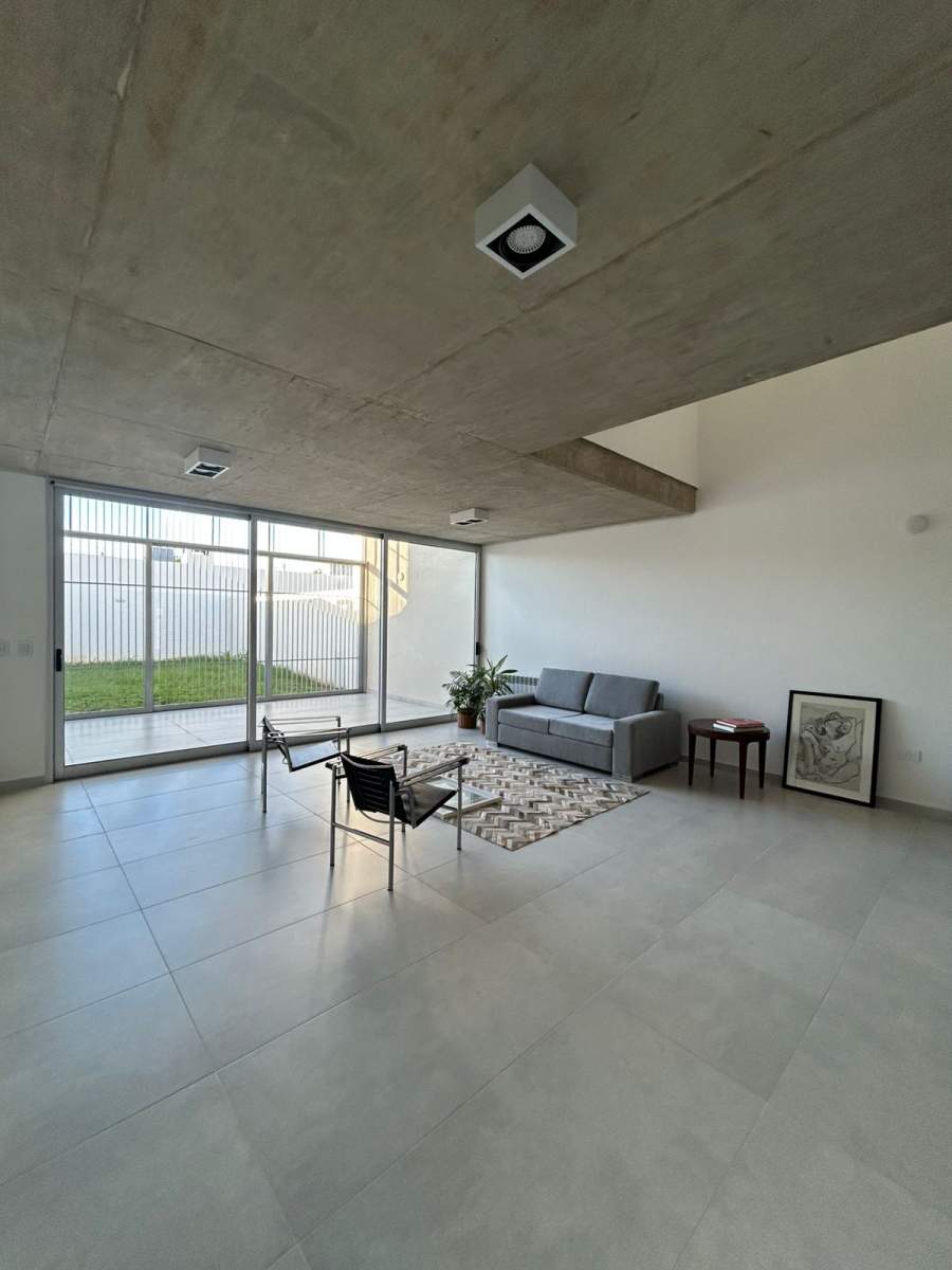 DUPLEX A ESTRENAR EN URCA 3 DORMITORIOS