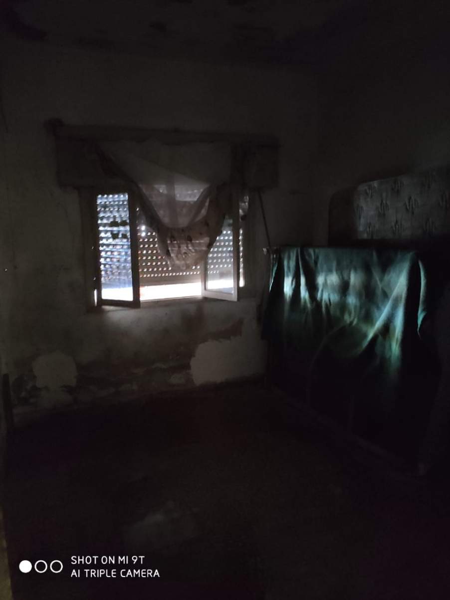 CASA A RECICLAR DE TRES DORMITORIOS EN BARRIO ALBERDI