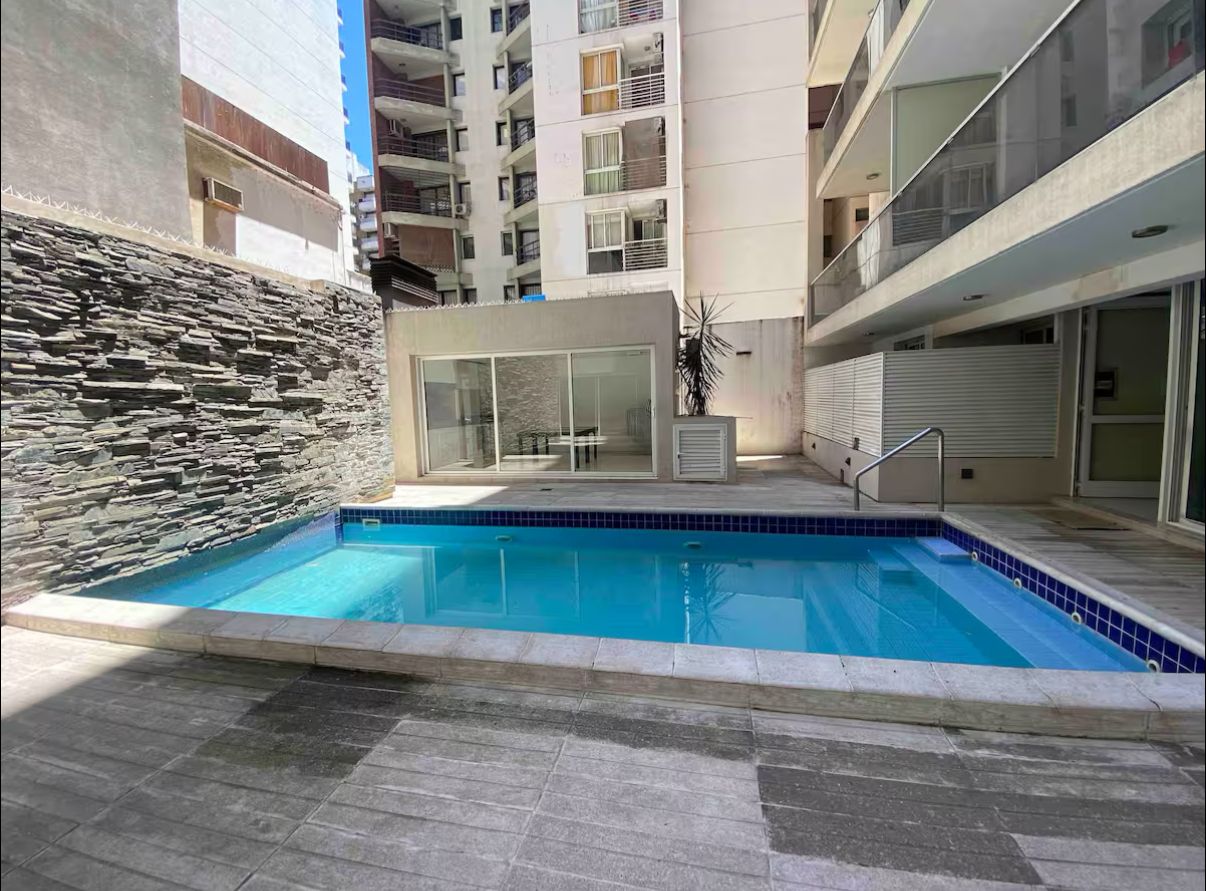 Excelente inmueble en nueva cordoba, dos dormitorios con balcon terraza ideal para vivirlo