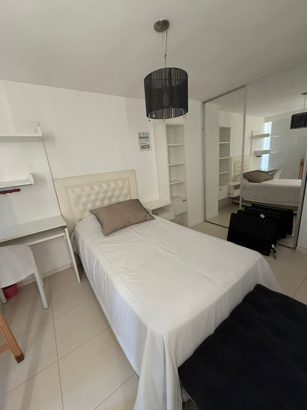 Excelente inmueble en nueva cordoba, dos dormitorios con balcon terraza ideal para vivirlo