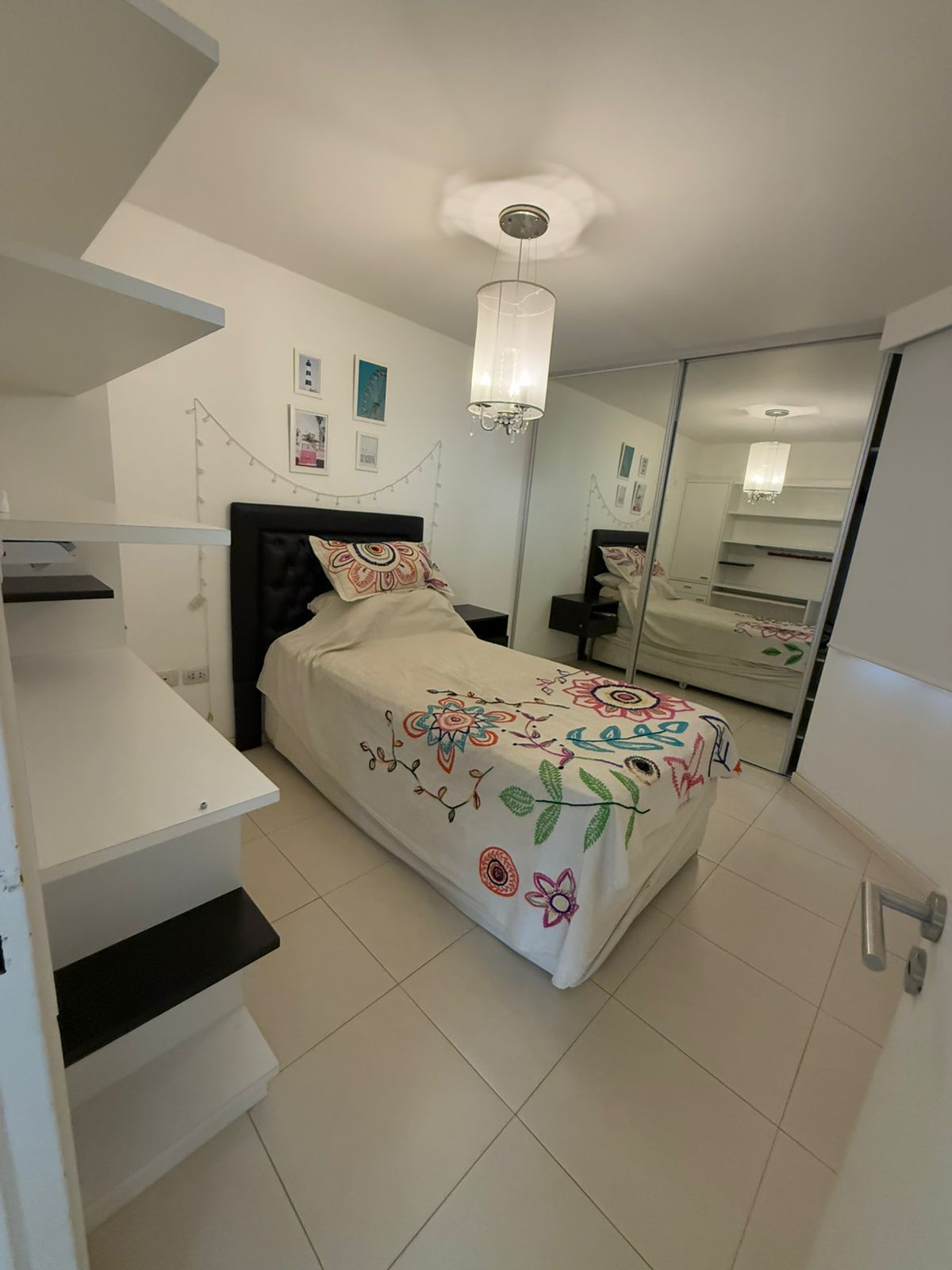 Excelente inmueble en nueva cordoba, dos dormitorios con balcon terraza ideal para vivirlo