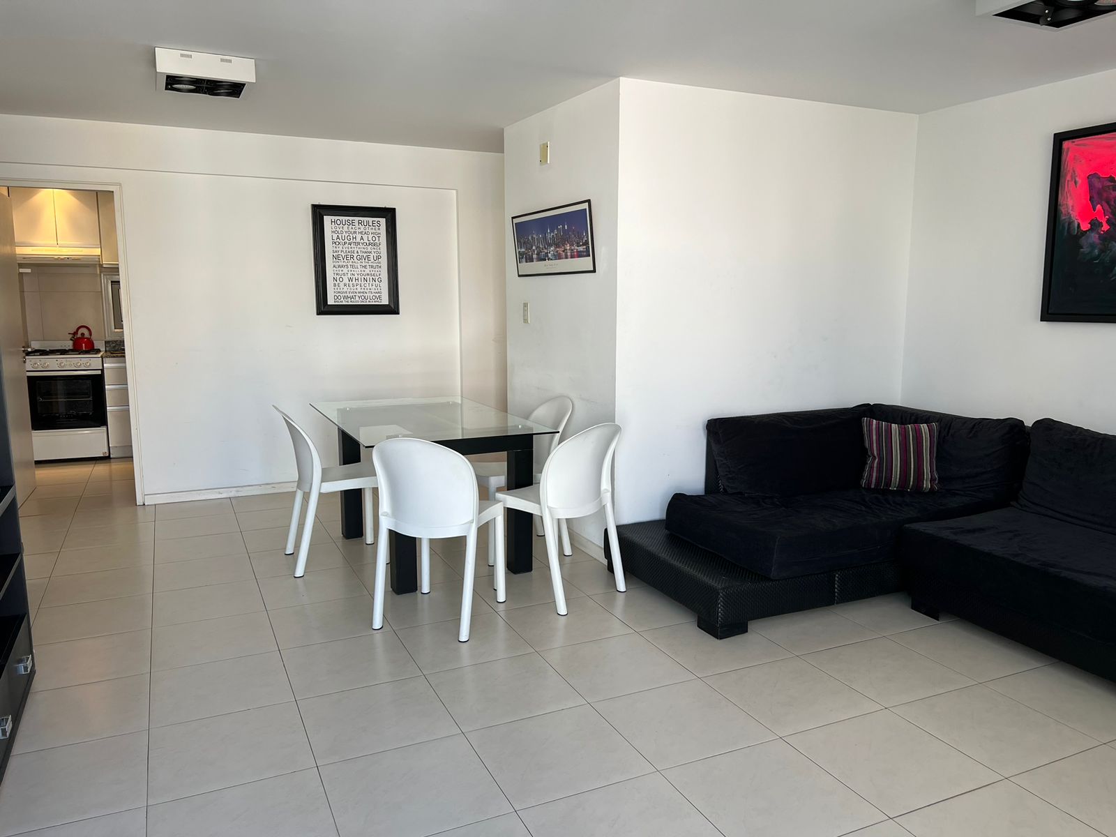 Excelente inmueble en nueva cordoba, dos dormitorios con balcon terraza ideal para vivirlo