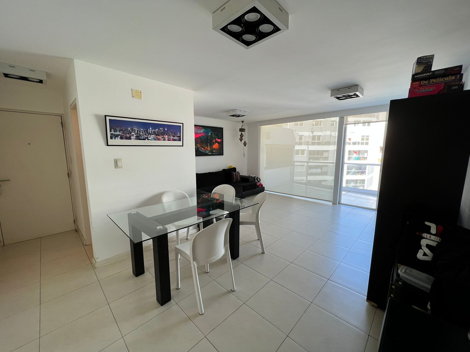 Excelente inmueble en nueva cordoba, dos dormitorios con balcon terraza ideal para vivirlo