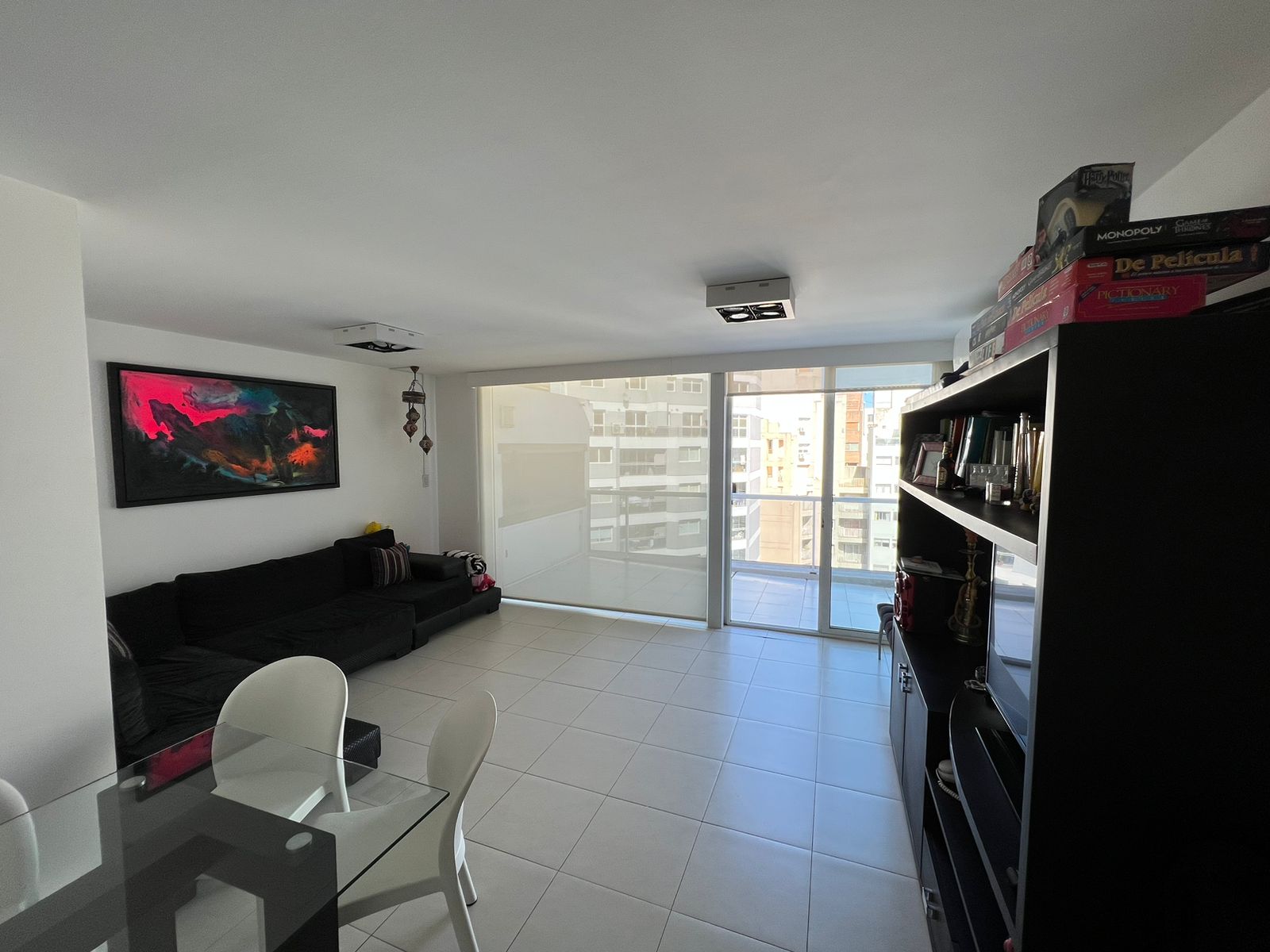 Excelente inmueble en nueva cordoba, dos dormitorios con balcon terraza ideal para vivirlo