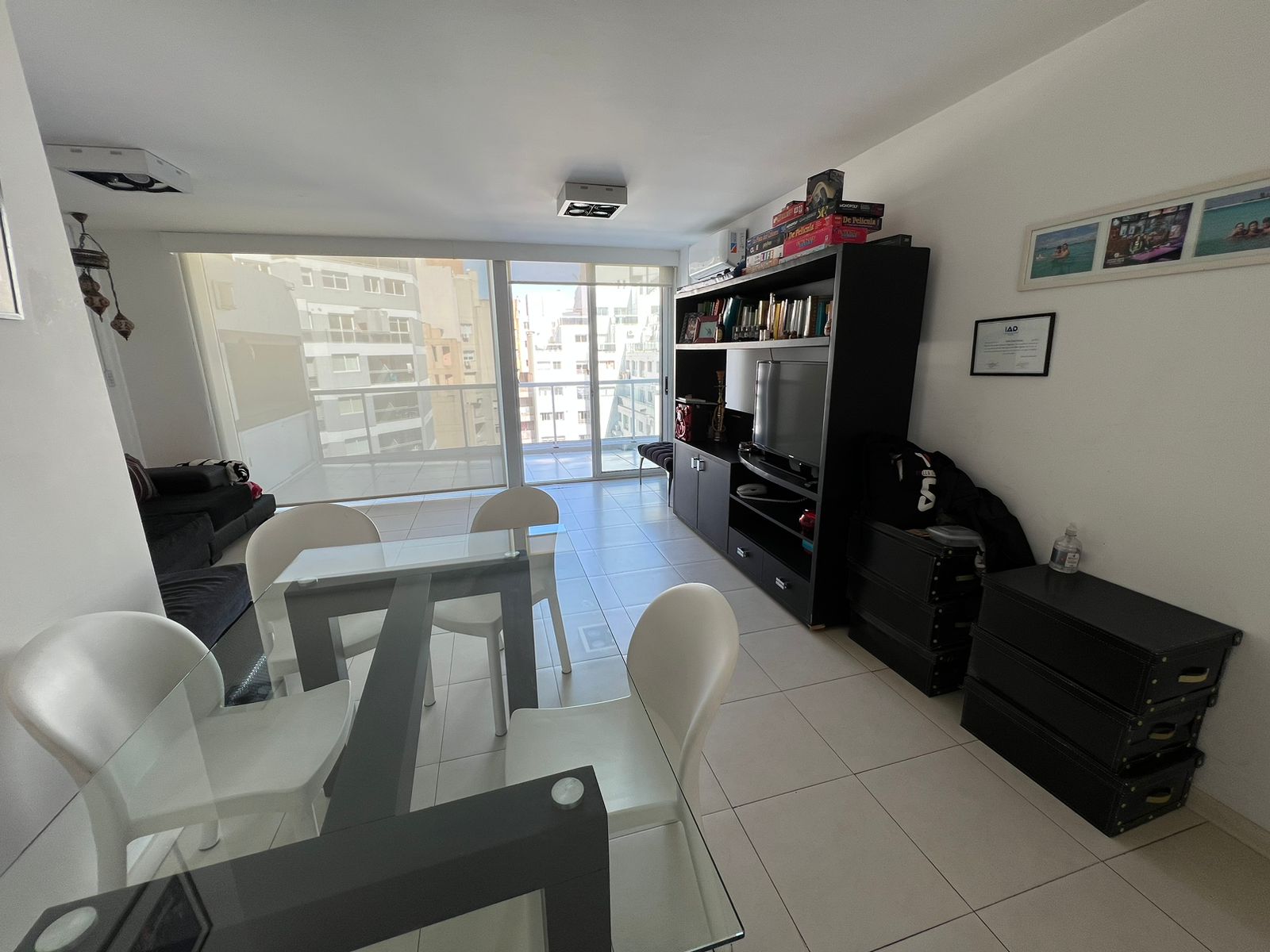 Excelente inmueble en nueva cordoba, dos dormitorios con balcon terraza ideal para vivirlo