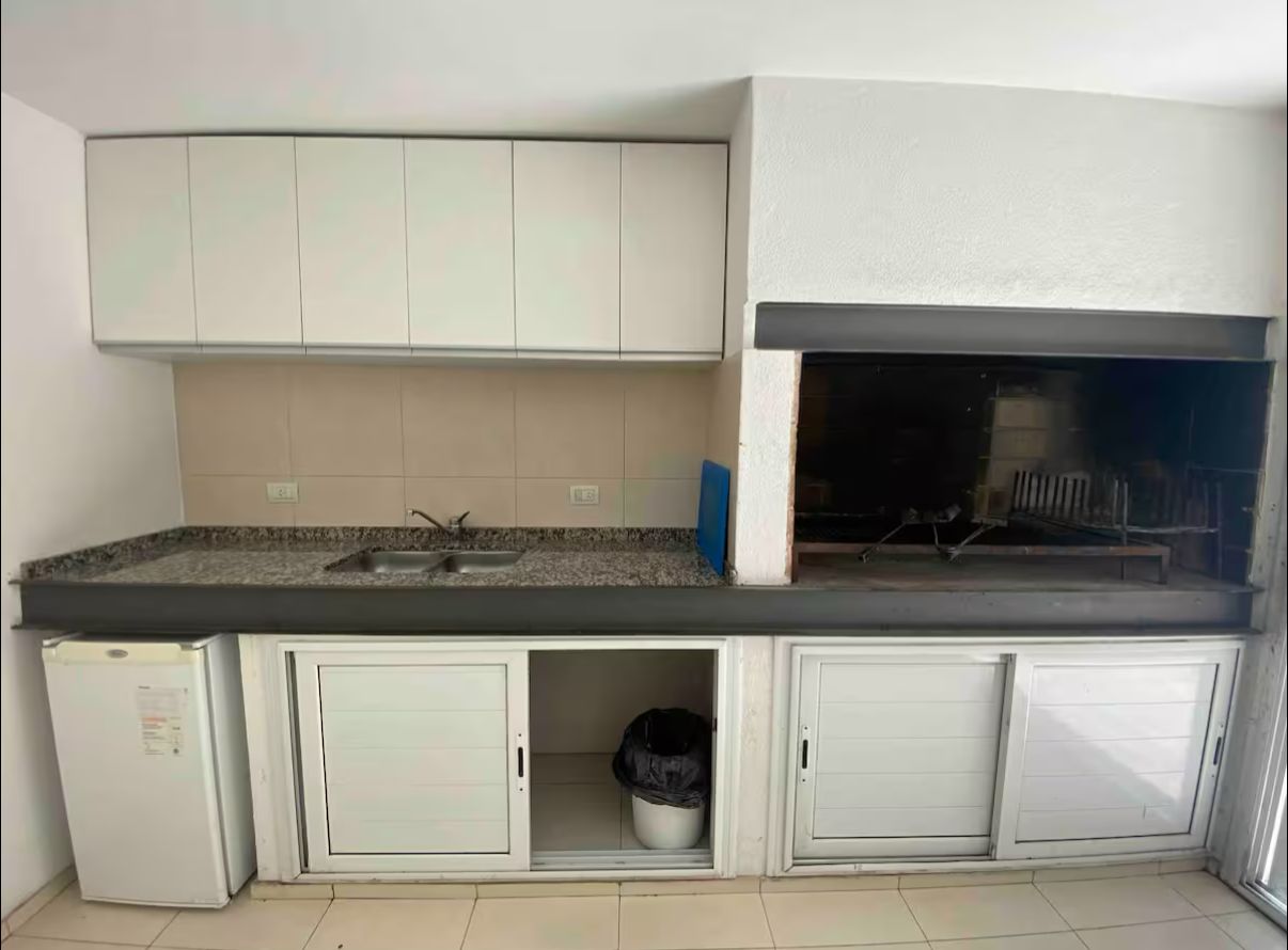 Excelente inmueble en nueva cordoba, dos dormitorios con balcon terraza ideal para vivirlo