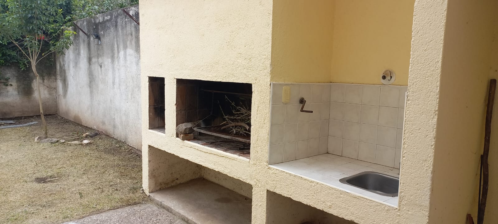 VENTA CASA tipo PH 2 DORM PATIO APTO CREDITO- SAN FRANCISCO