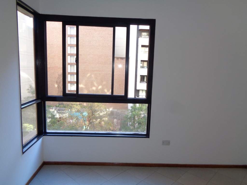 Barrio Nueva Córdoba - Departamento Externo de Categoría de 1 Dormitorio, Amplio y Luminoso con Balcón y Excelente Vista