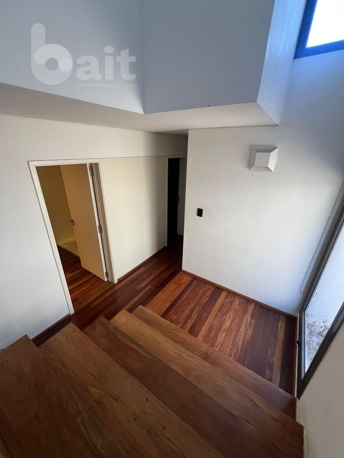 Venta casa en housing con seguridad de 4 dormitorios en Villa Belgrano