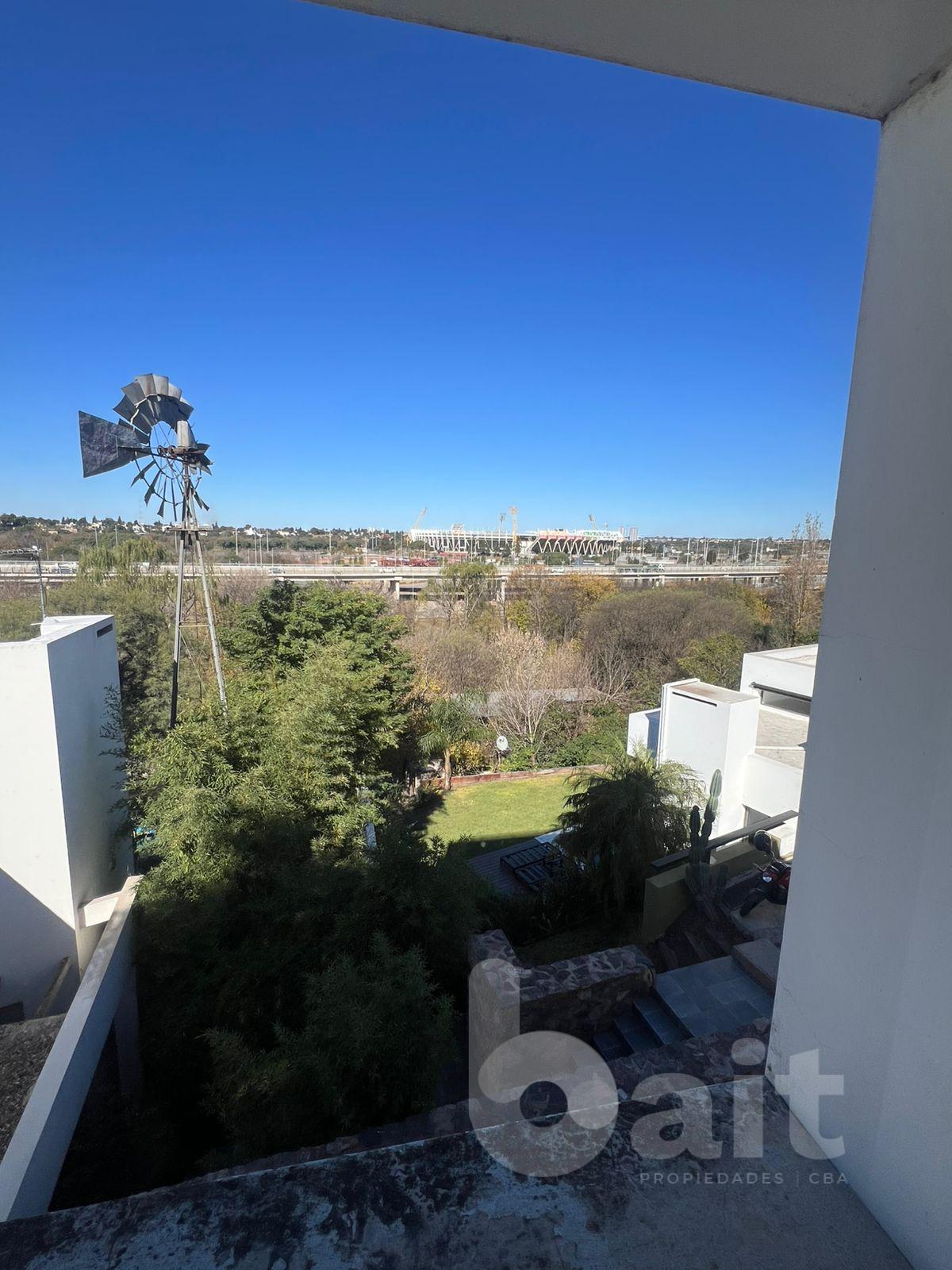 Venta casa en housing con seguridad de 4 dormitorios en Villa Belgrano