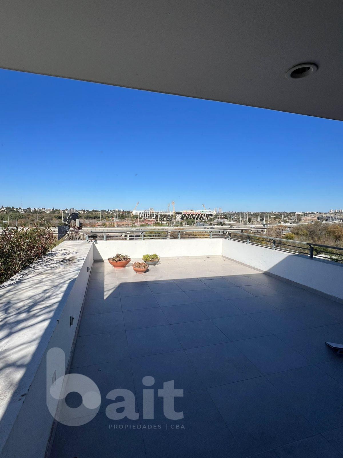 Venta casa en housing con seguridad de 4 dormitorios en Villa Belgrano