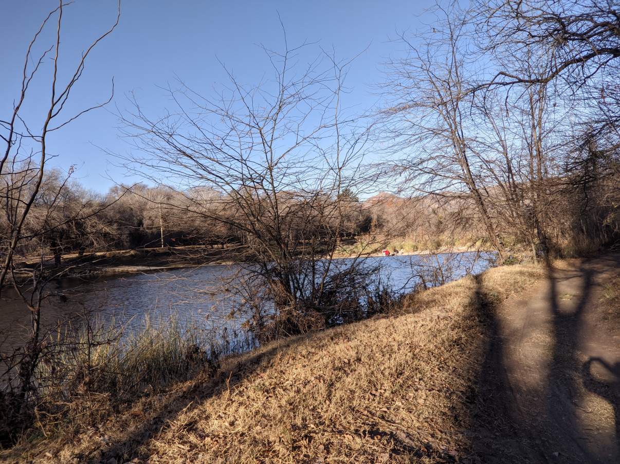 Se Vende Casa Quinta en B° Las Tunas, 6 Ha -  Destacado entorno Natural junto al Río Cosquín. Vista 