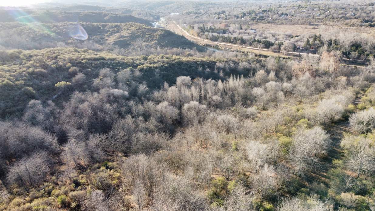 Se Vende Casa Quinta en B° Las Tunas, 6 Ha -  Destacado entorno Natural junto al Río Cosquín. Vista 