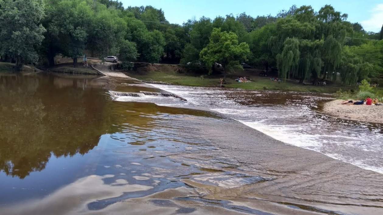 Se Vende Casa Quinta en B° Las Tunas, 6 Ha -  Destacado entorno Natural junto al Río Cosquín. Vista 