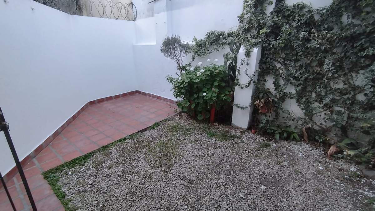 Alquilo Dpto. 2 Dor.  Patio- B Pueyrredon