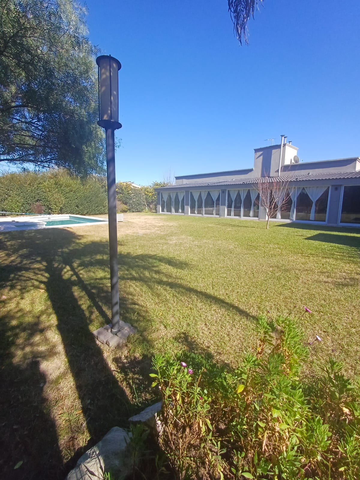 SAN ISIDRO 3 DORM CASA CON PILETA EN ALQUILER VILLA ALLENDE