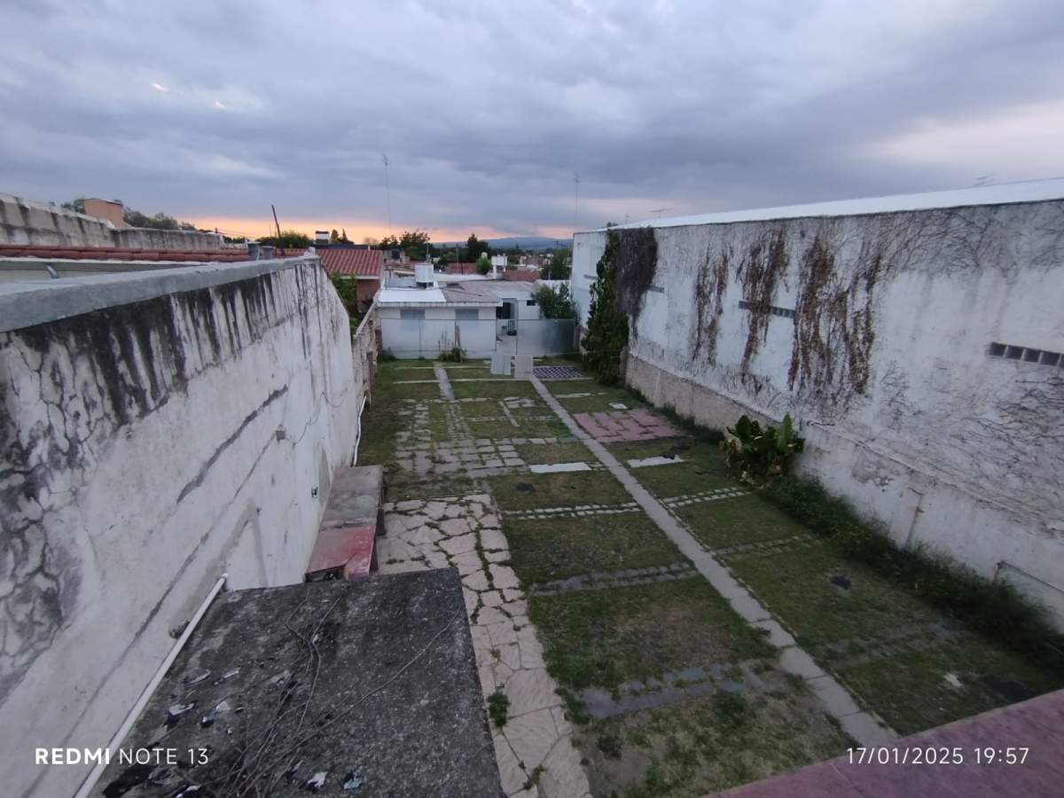 CASA EN VENTA  - B CAFFERATTA CIUDAD DE ALTA GRACIA - Excelente oportunidad!