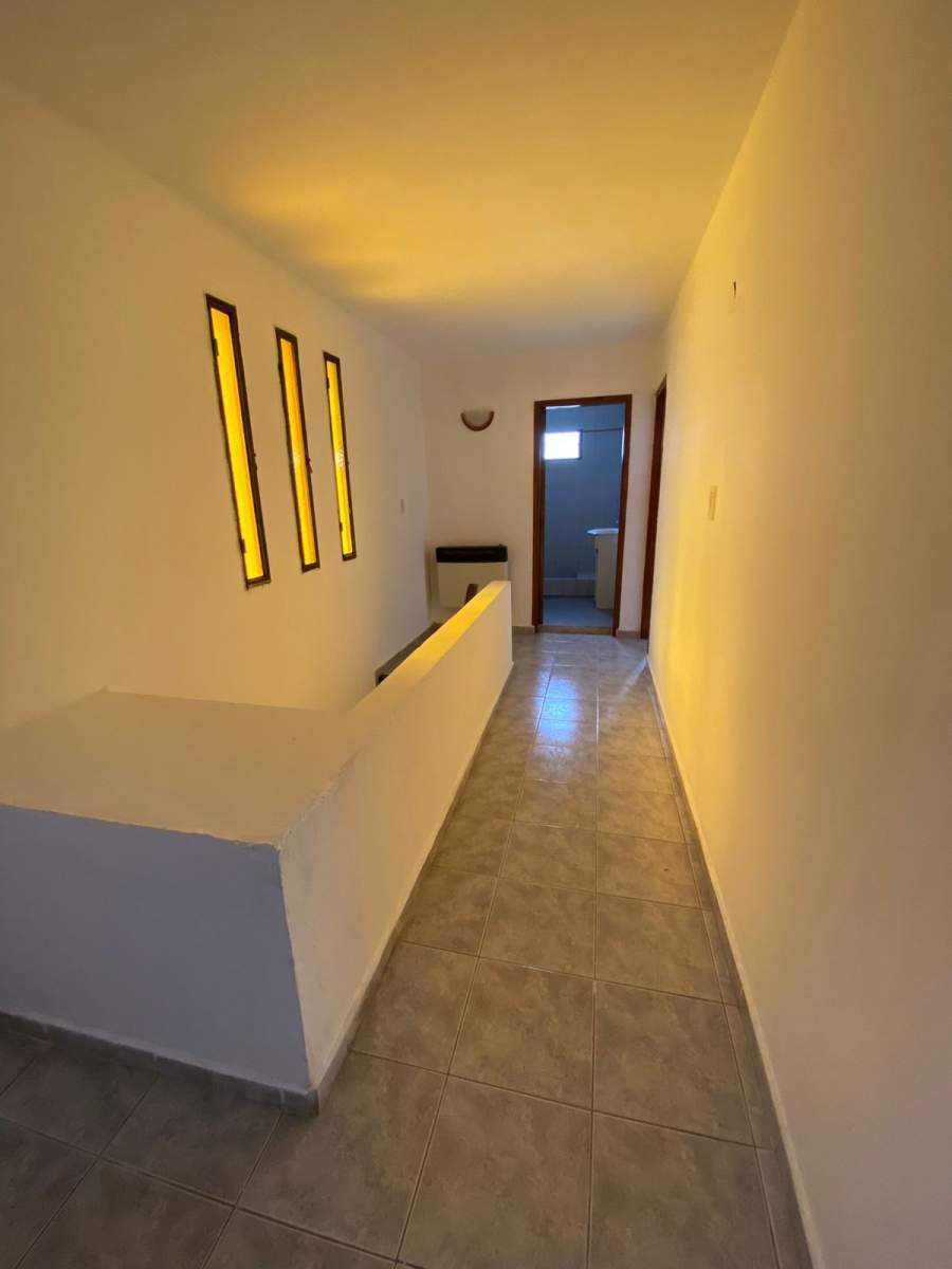 VENDO CASA EN ALTA GRACIA - B CAMARA