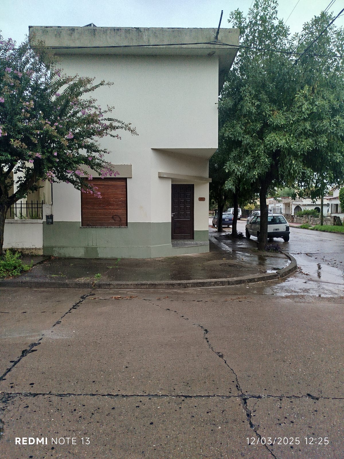 VENDO CASA EN ALTA GRACIA - B CAMARA