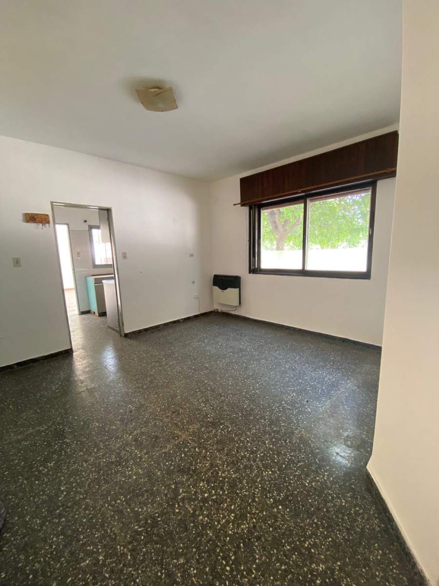 VENDO CASA EN ALTA GRACIA - B CAMARA