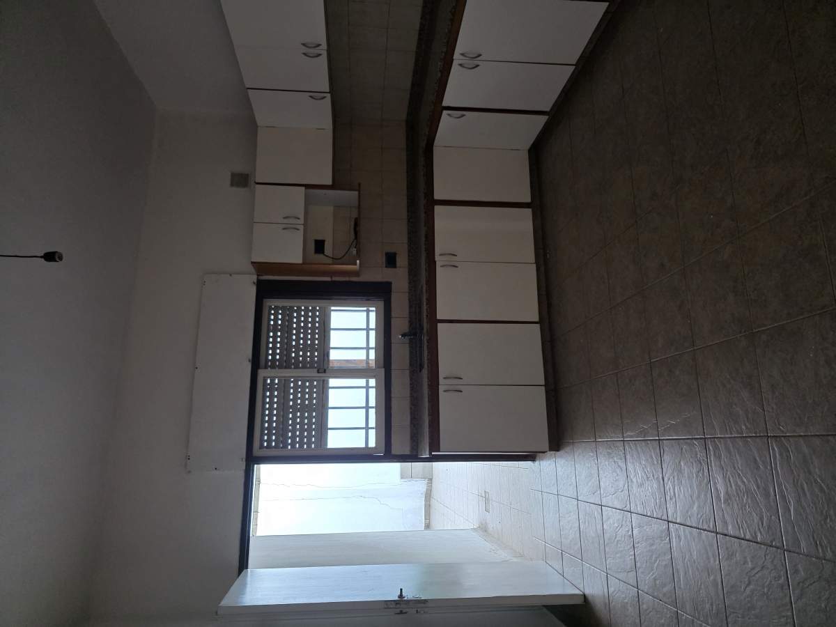 CASA GRANDE EN VENTA 3 DORMITORIOS CON LOCAL AL FRENTE (INVERSORES ATENTO)