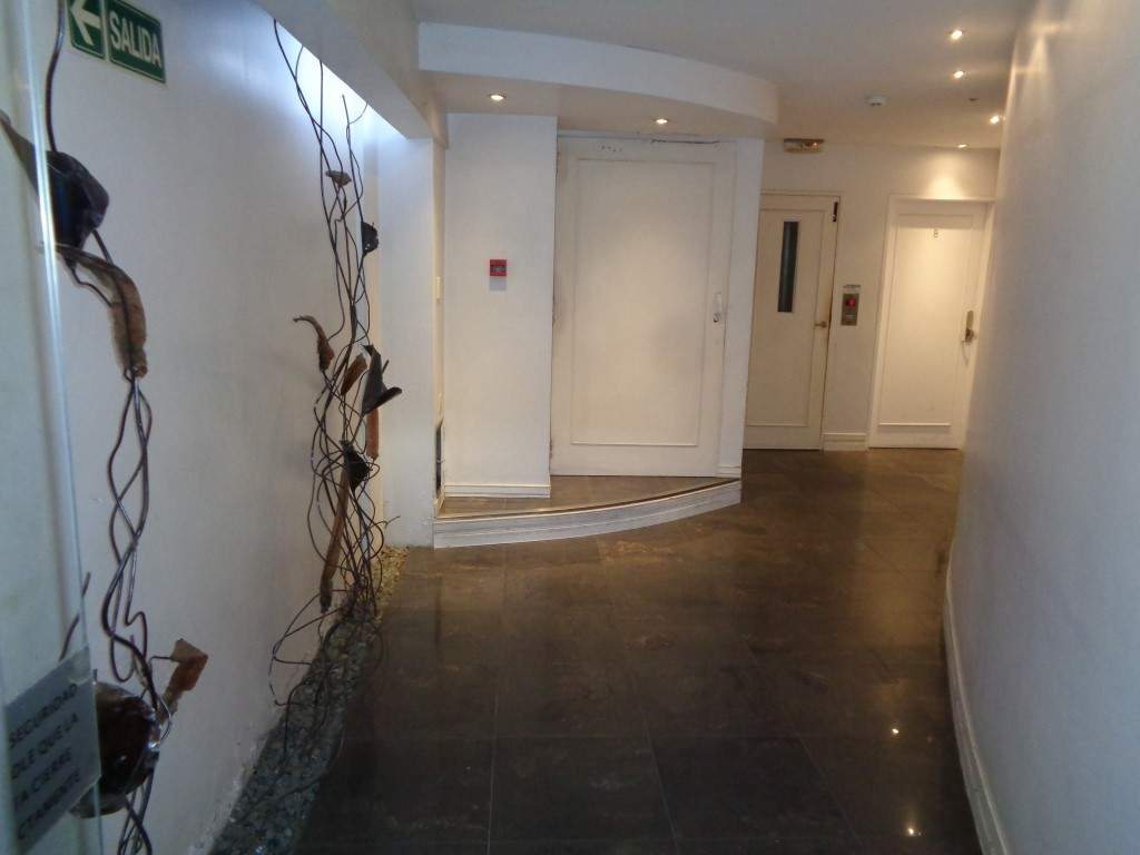 Barrio Nueva Córdoba - Departamento Semipiso de Categoría de 2 Dormitorios, Amplio y Luminoso con Cocina Equipada y Baño con bañera