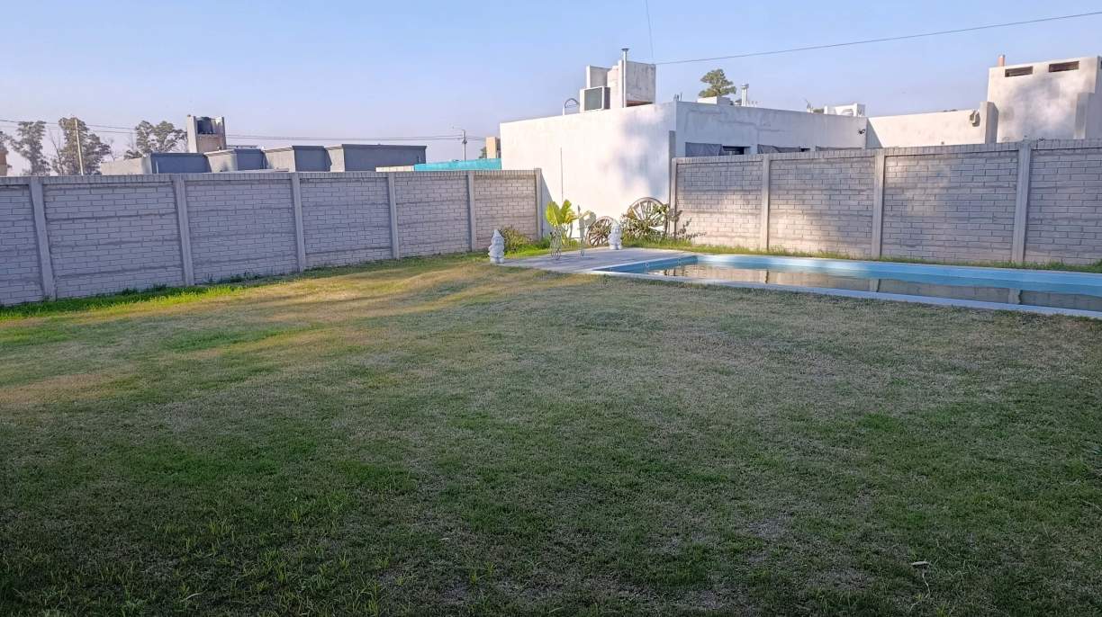 EN ALQUILER ¡Tu Oasis te Espera! Casa 01D. Las Varillas