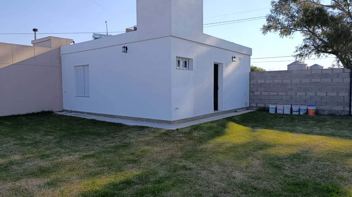 EN ALQUILER ¡Tu Oasis te Espera! Casa 01D. Las Varillas
