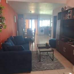 CASA EN VENTA 3 DORM. JARDINES DEL OLMOS APTA CREDITO