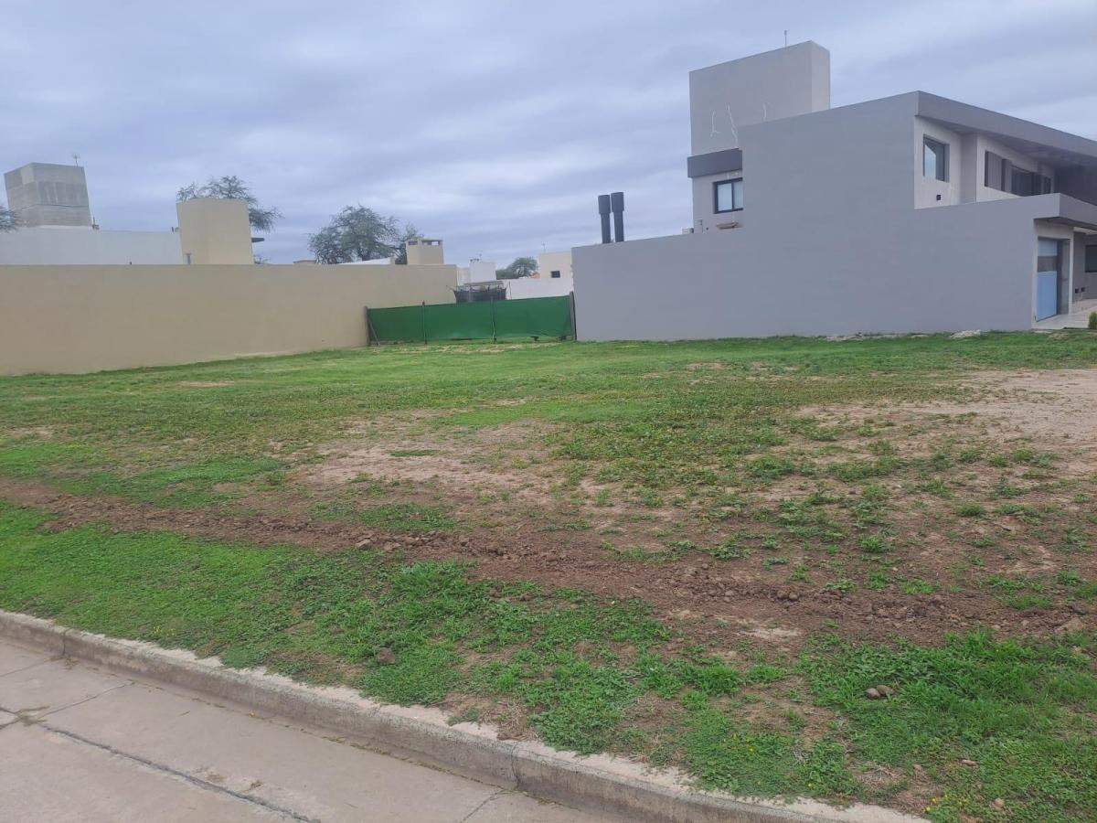 OPORTUNIDAD REAL EN SIETE SOLES - LOTE 600m EN ALQARIAS I
