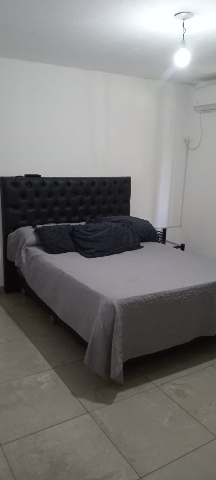 OPORTUNIDAD EN SANTA ISABEL I -  CASA PRINCIPAL 2 DORM. C PILETA  - 2 DPTO DE 1 DORM CADA UNO  GALPÓN