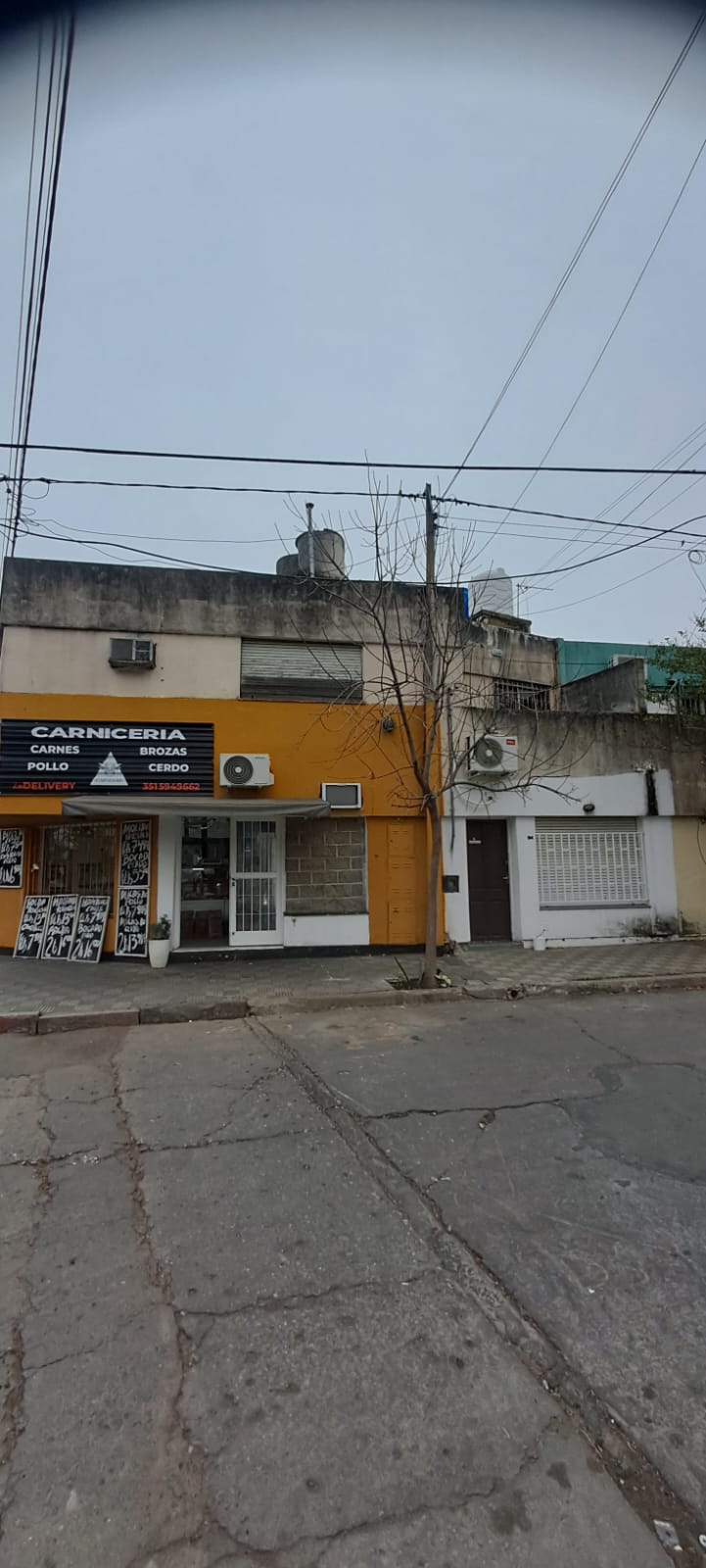 VENTA DE PH EN OPORTUNIDAD A RECICLAR EN JUNIORS - EXCELENTE UBICACIÓN .