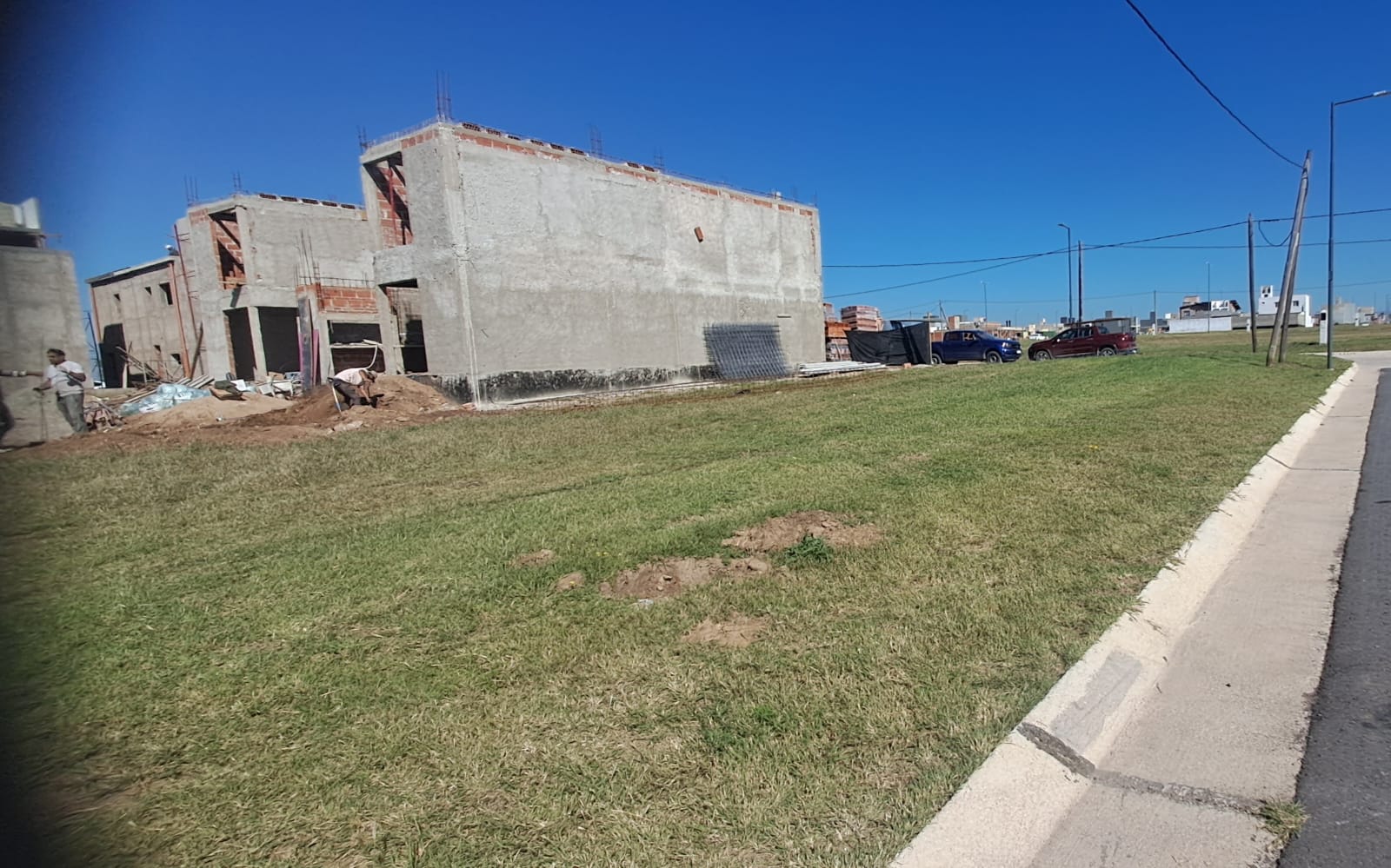 LOTE EN DOCTA AVENIDA 396 m2 APTO DUPLEX